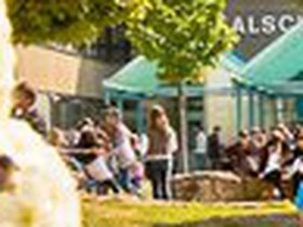 2011-04-15 - Frühling an der Kreuzerfeldrealschule